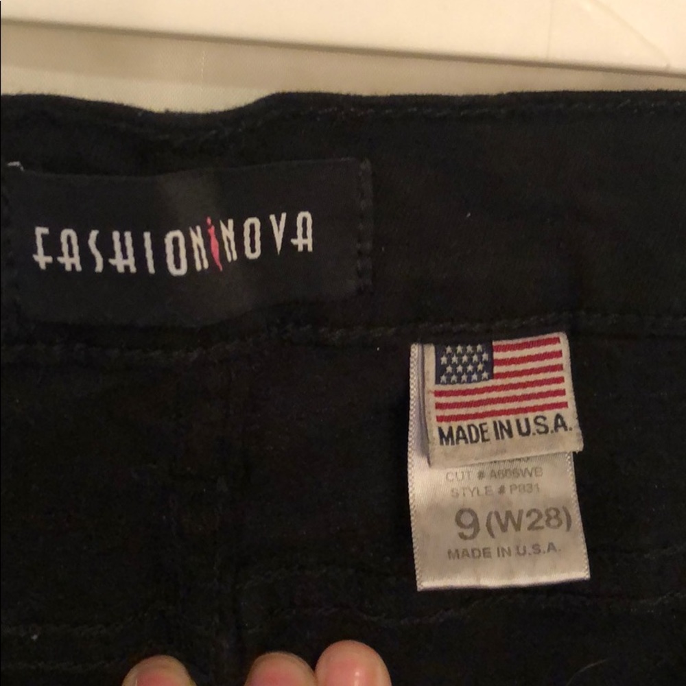 Jeans - Picture 3 of 4